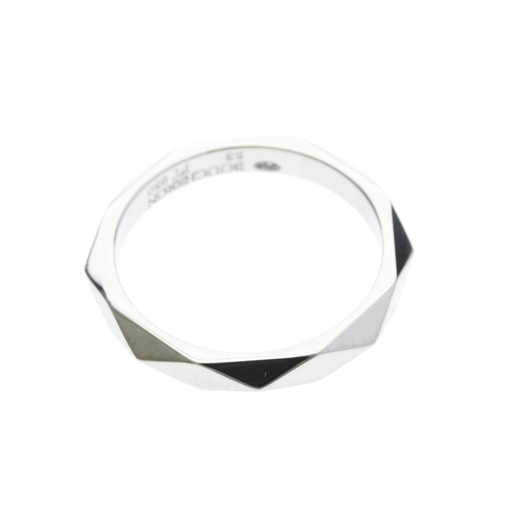 Boucheron Faceted · Platinum
