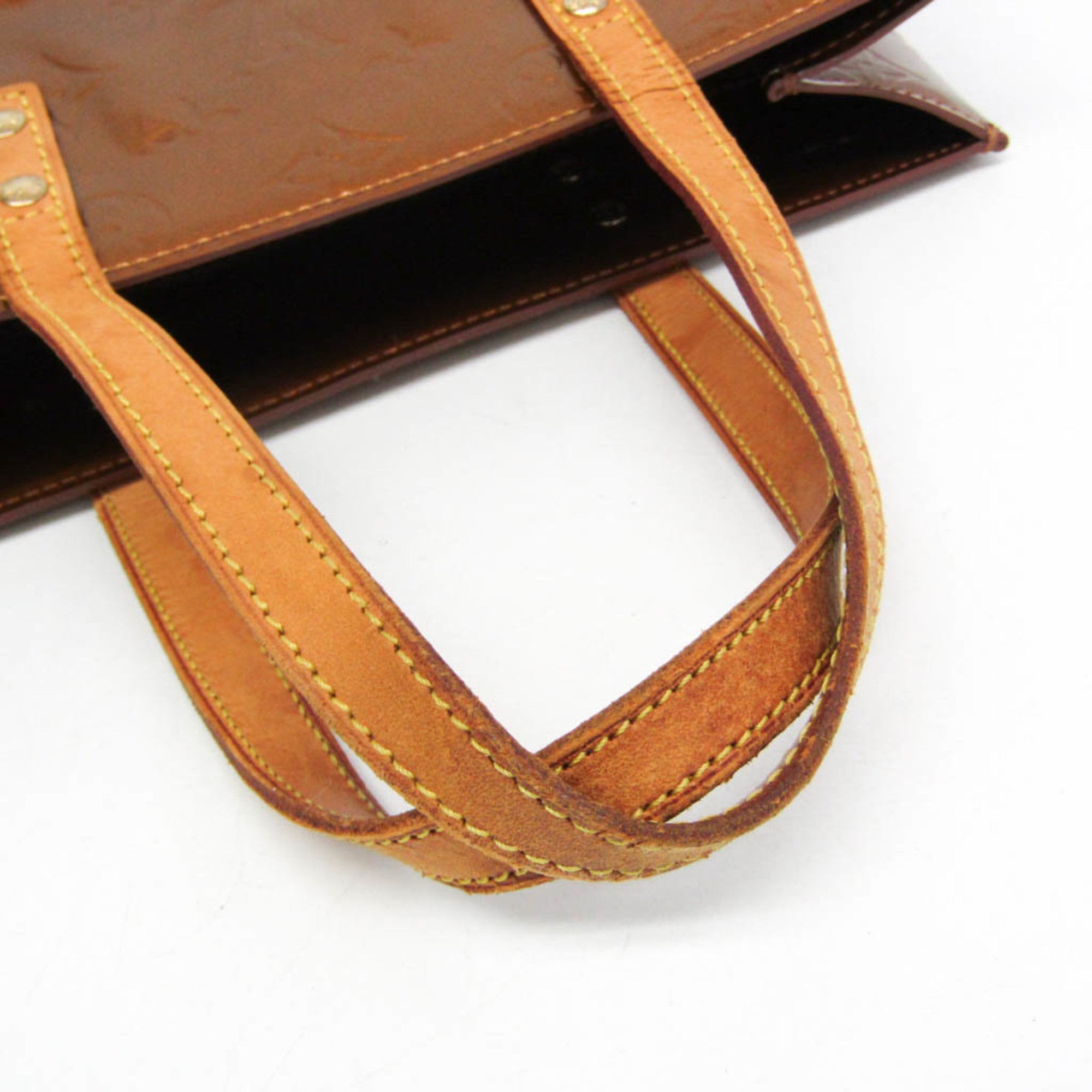Louis Vuitton Reade MM · Monogram Vernis
