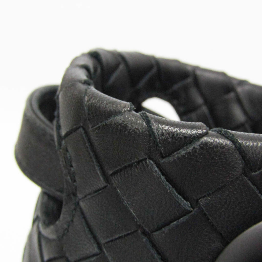 Bottega Veneta Intrecciato · Garda Bag