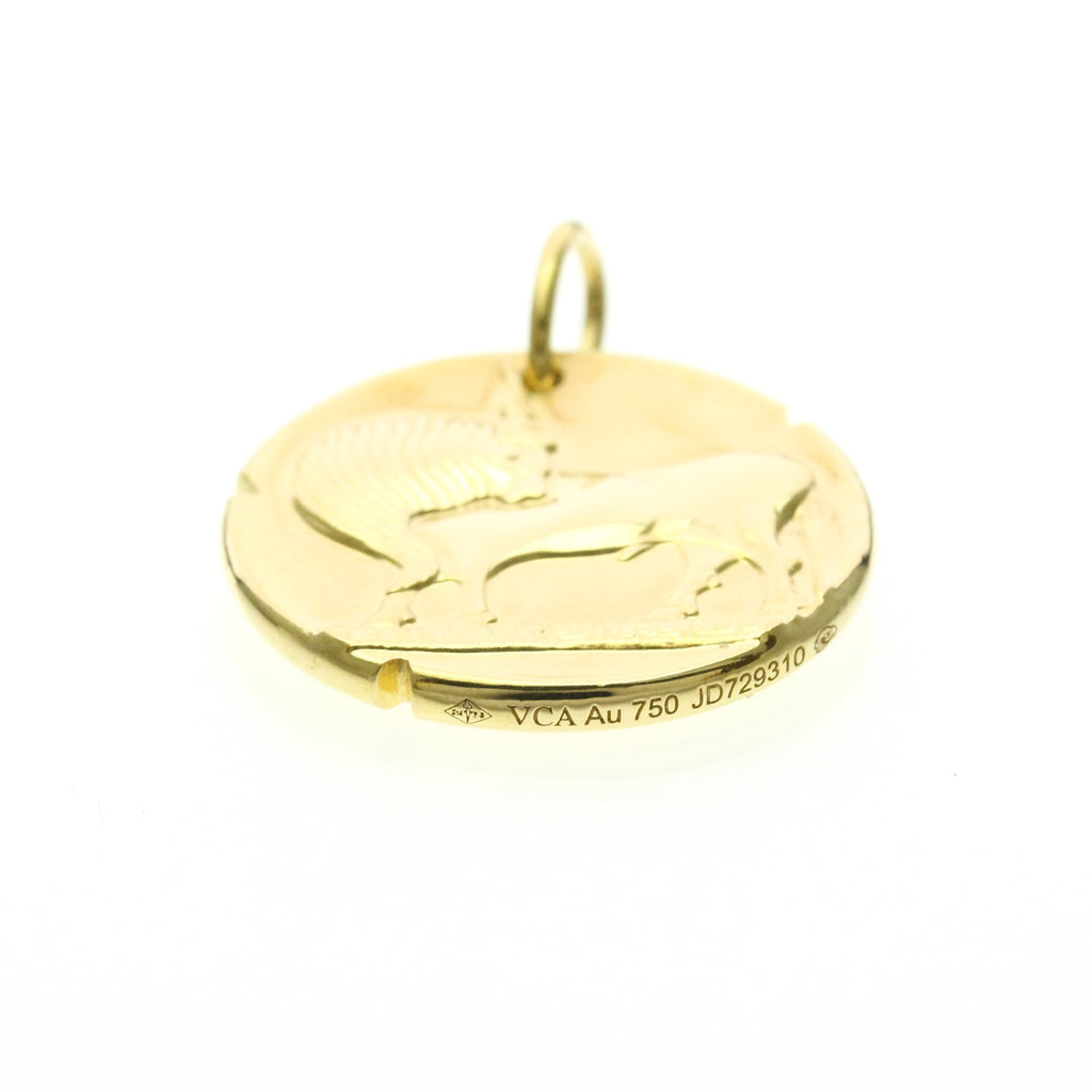 Van Cleef & Arpels Zodiac Taurus · 18K Yellow Gold