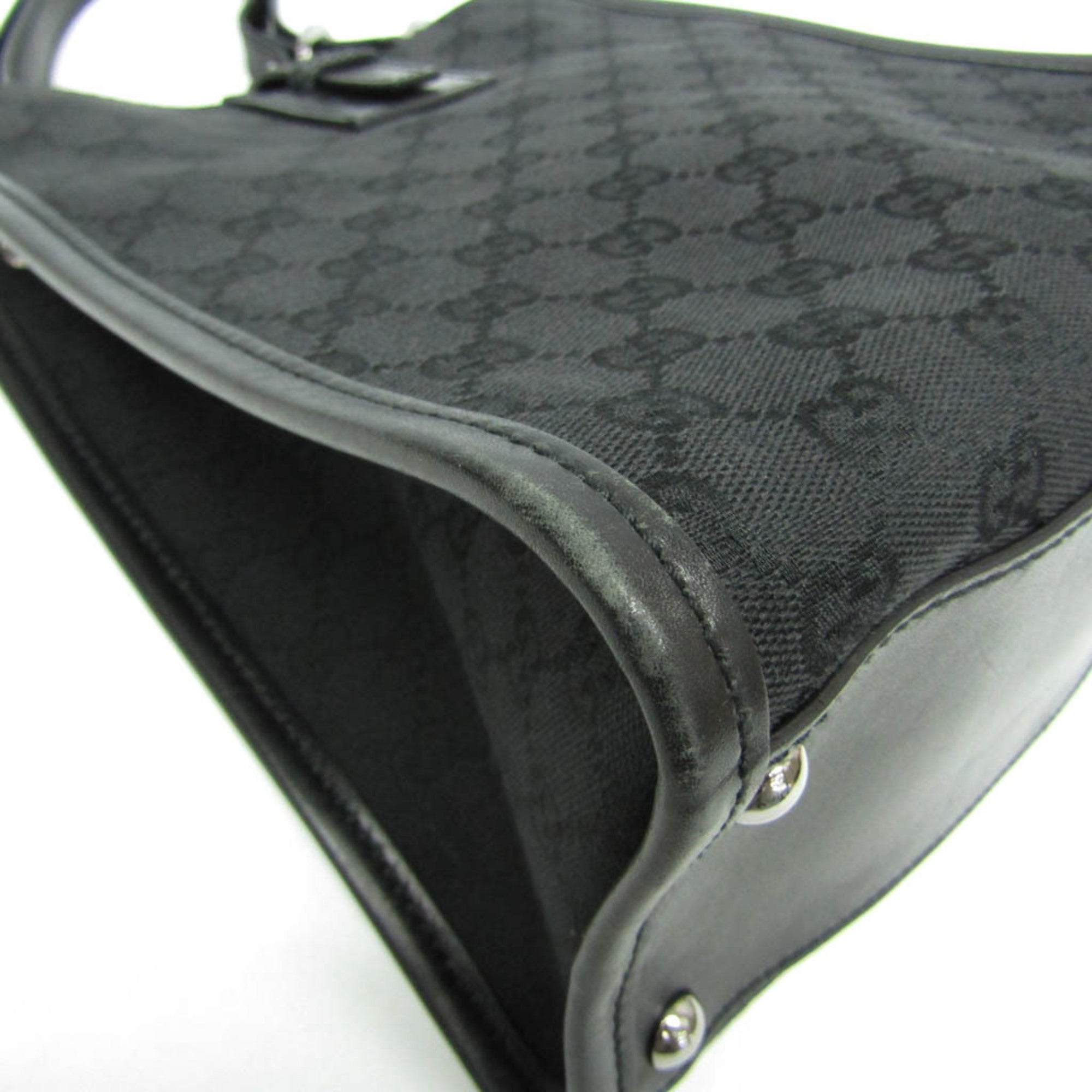 Gucci GG Canvas · Shoulder Bag