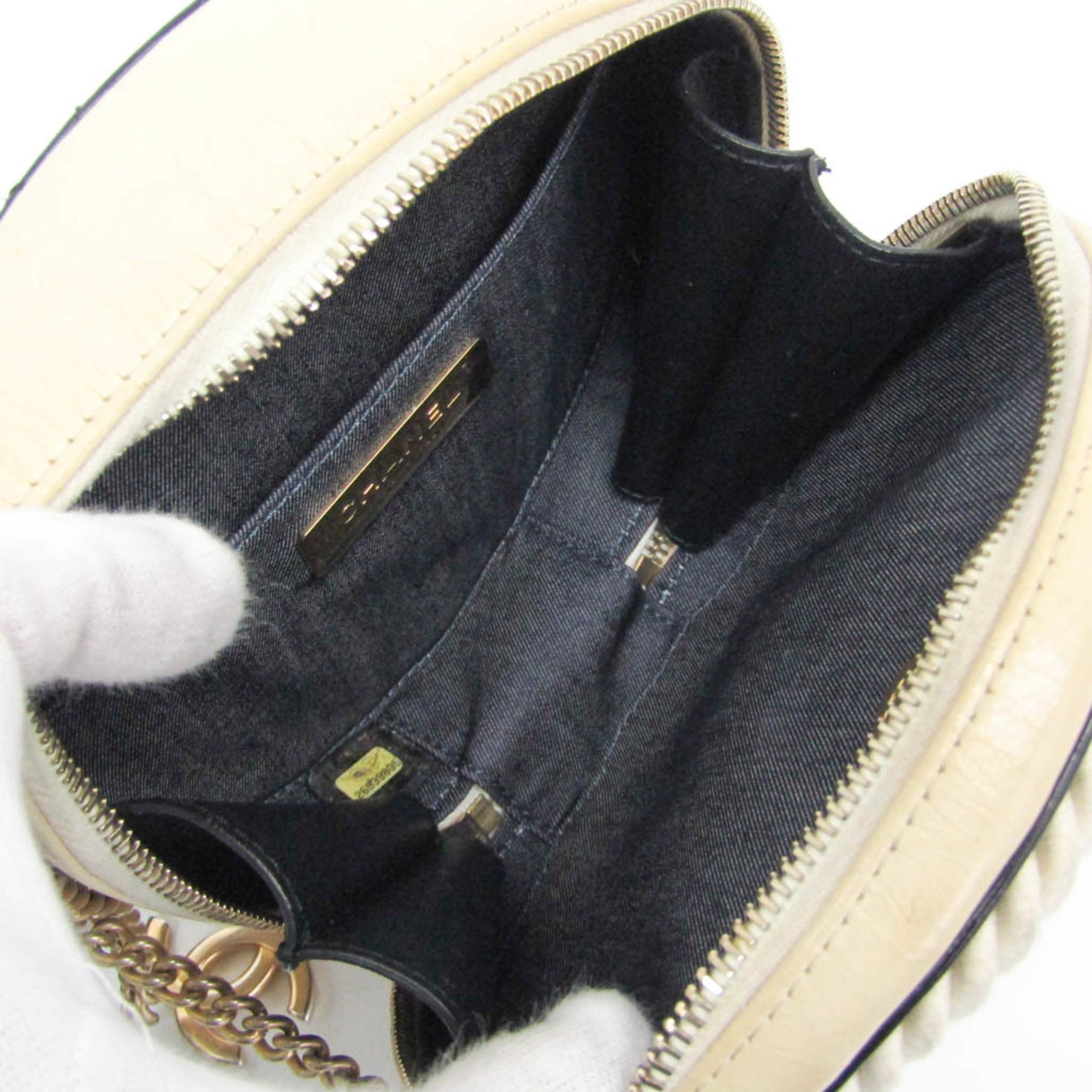 Chanel Coco Mark · Round Chain · Leather