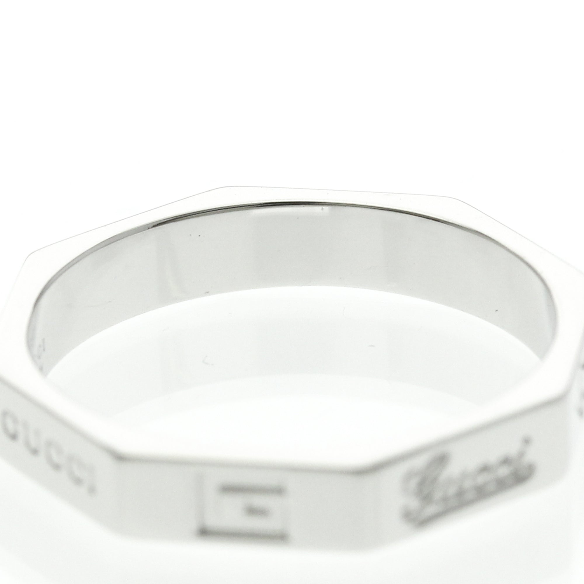 Gucci Octagonal · 18K White Gold