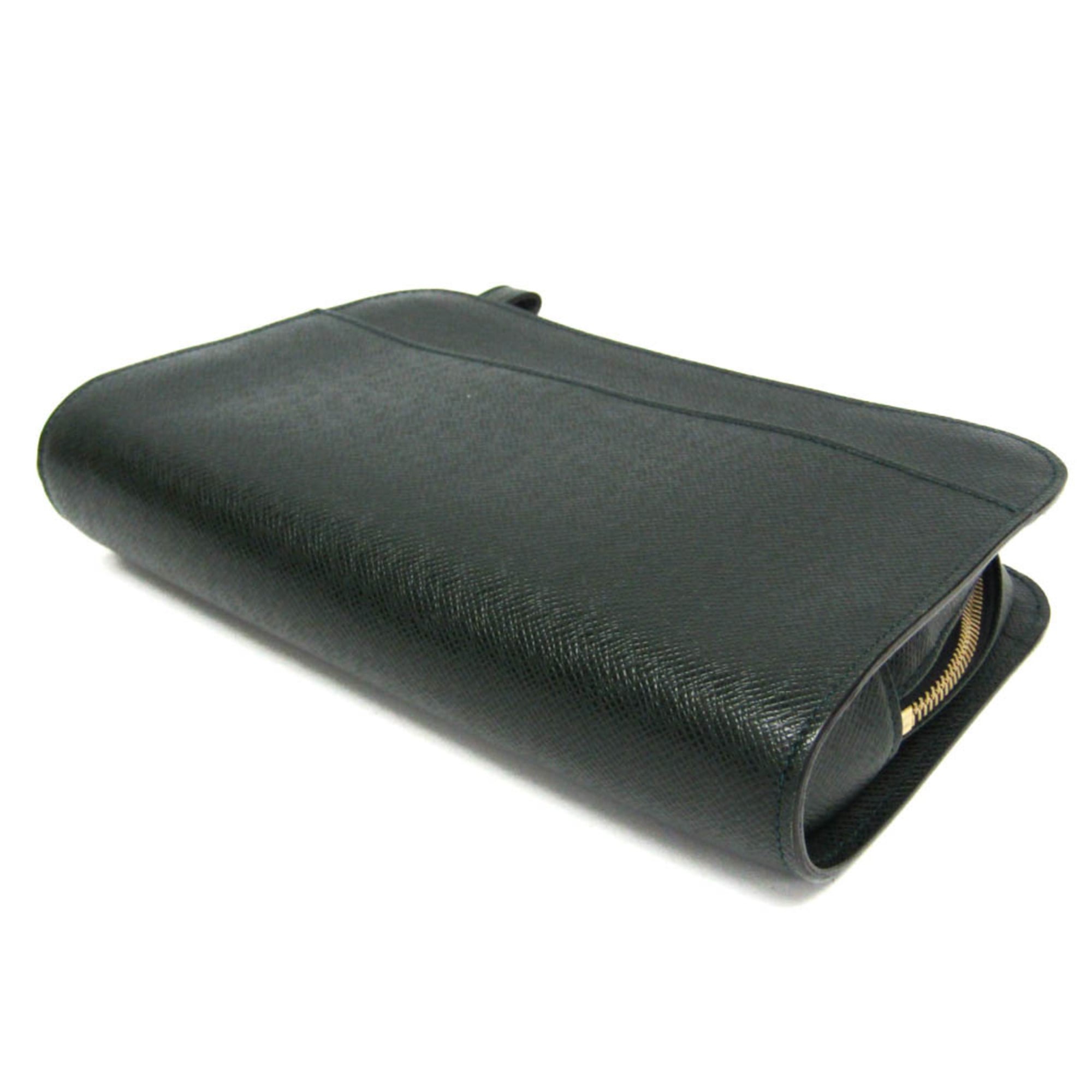Louis Vuitton Taiga Baikal · Episea