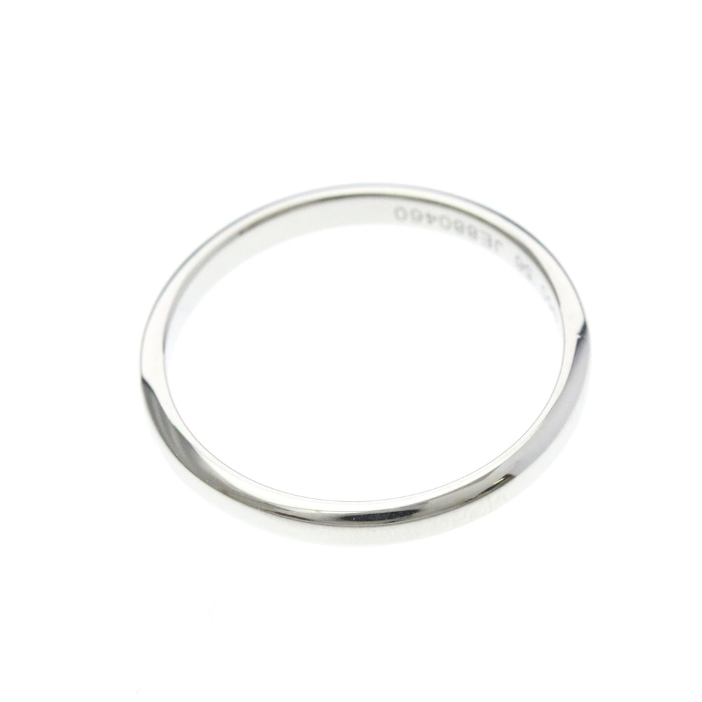 Van Cleef & Arpels Tendre · Platinum