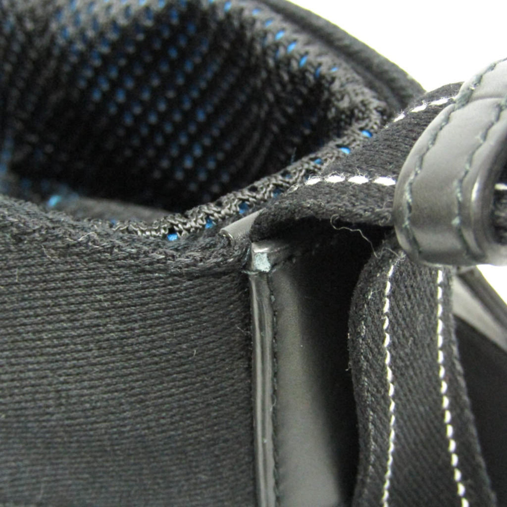 Bottega Veneta Bucket Messenger · Nylon