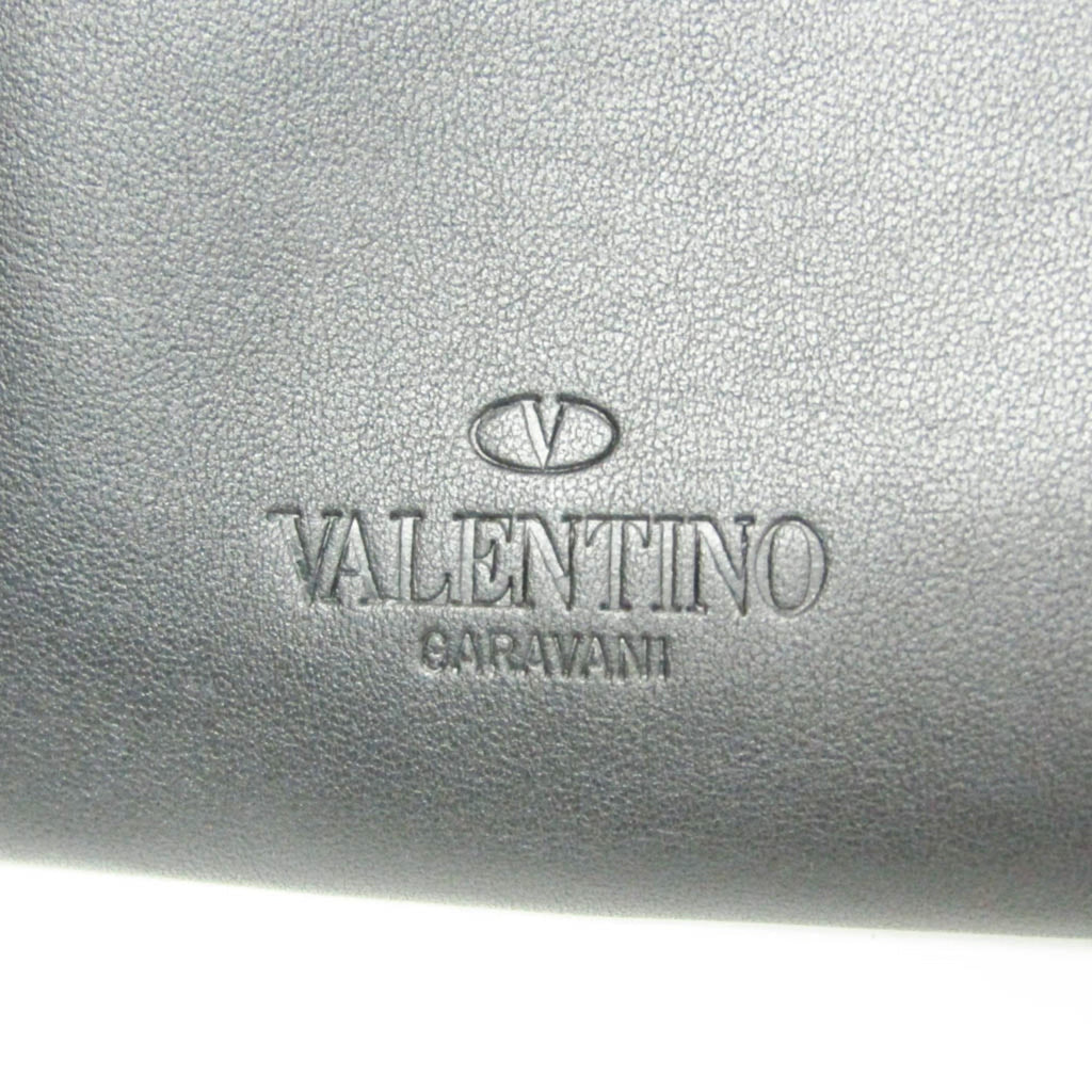 Valentino Garavani Rockstud · Leather Clutch