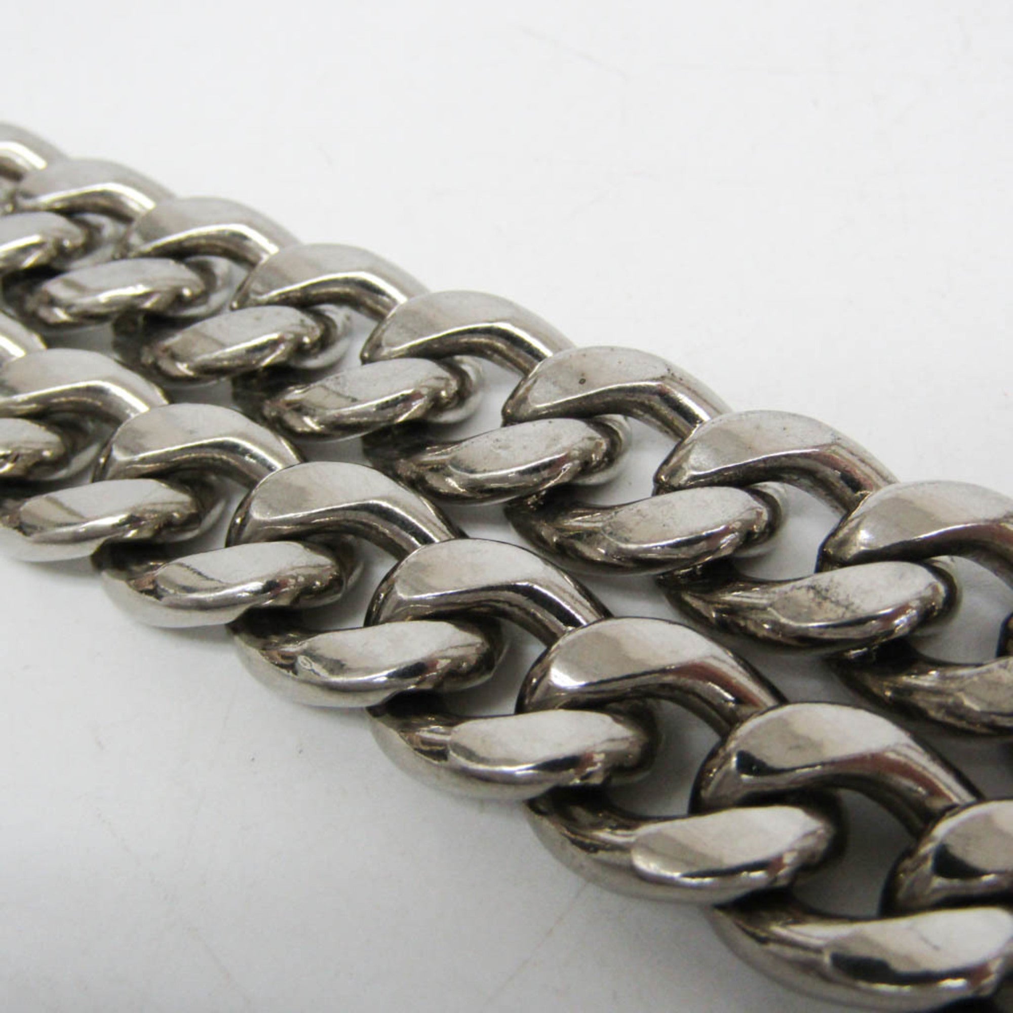 Prada Saffiano · Chain Shoulder