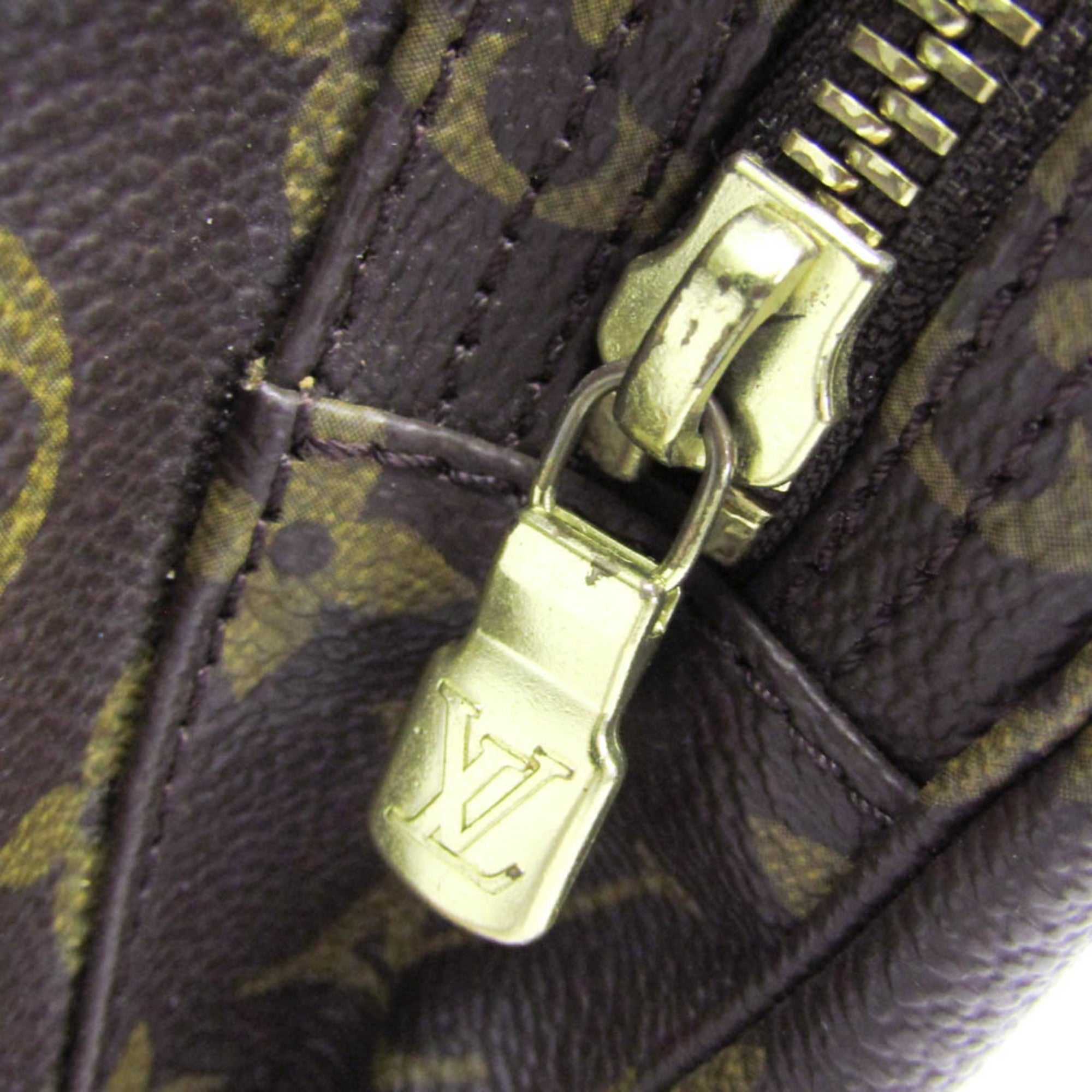 Louis Vuitton Montsouris GM · Monogram