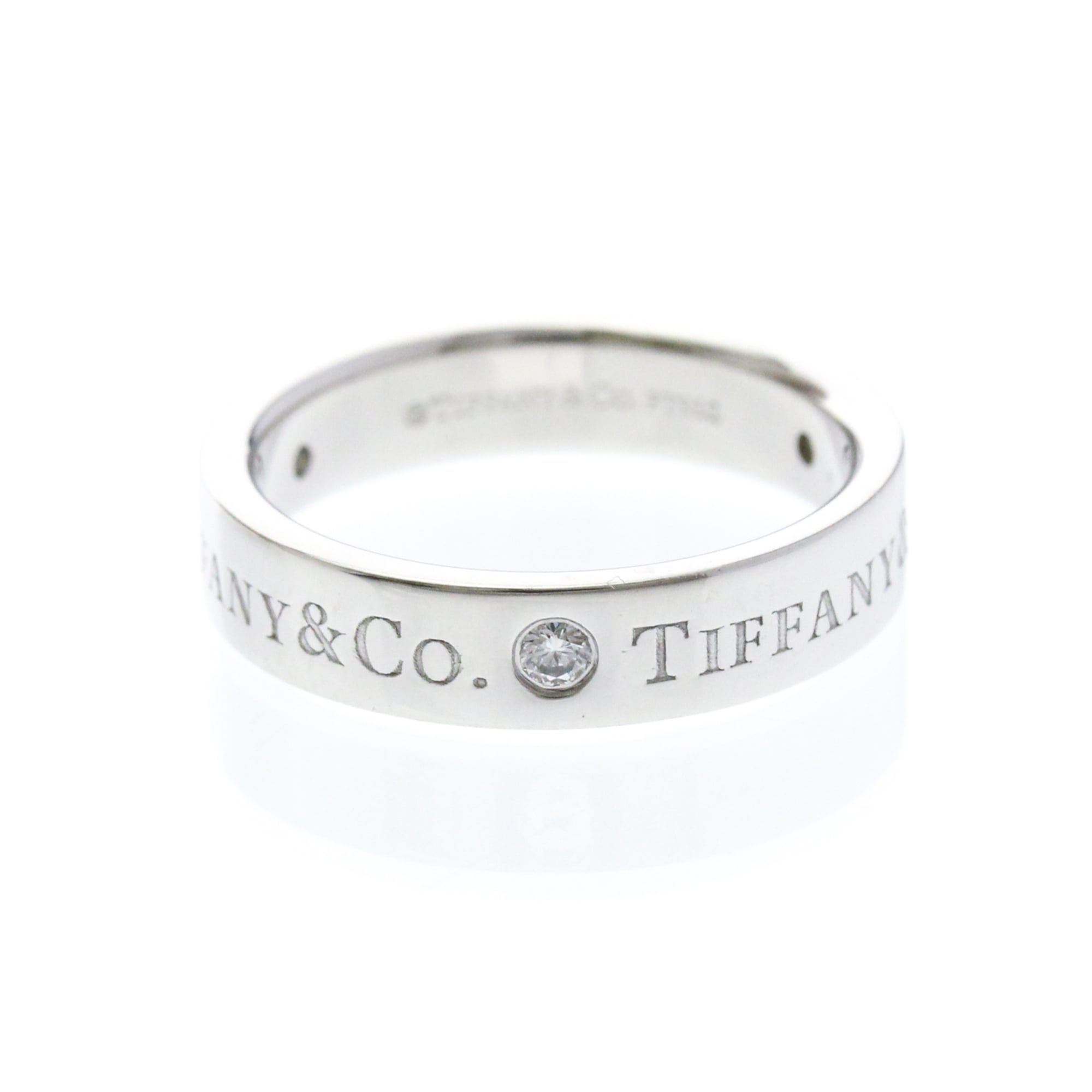 Tiffany Platinum Band · Three Diamonds