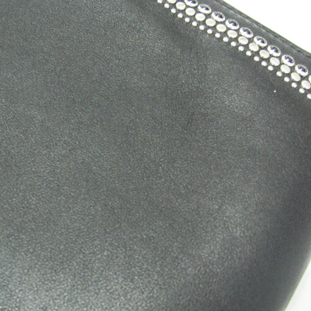 Valentino Garavani Rockstud · Leather Clutch