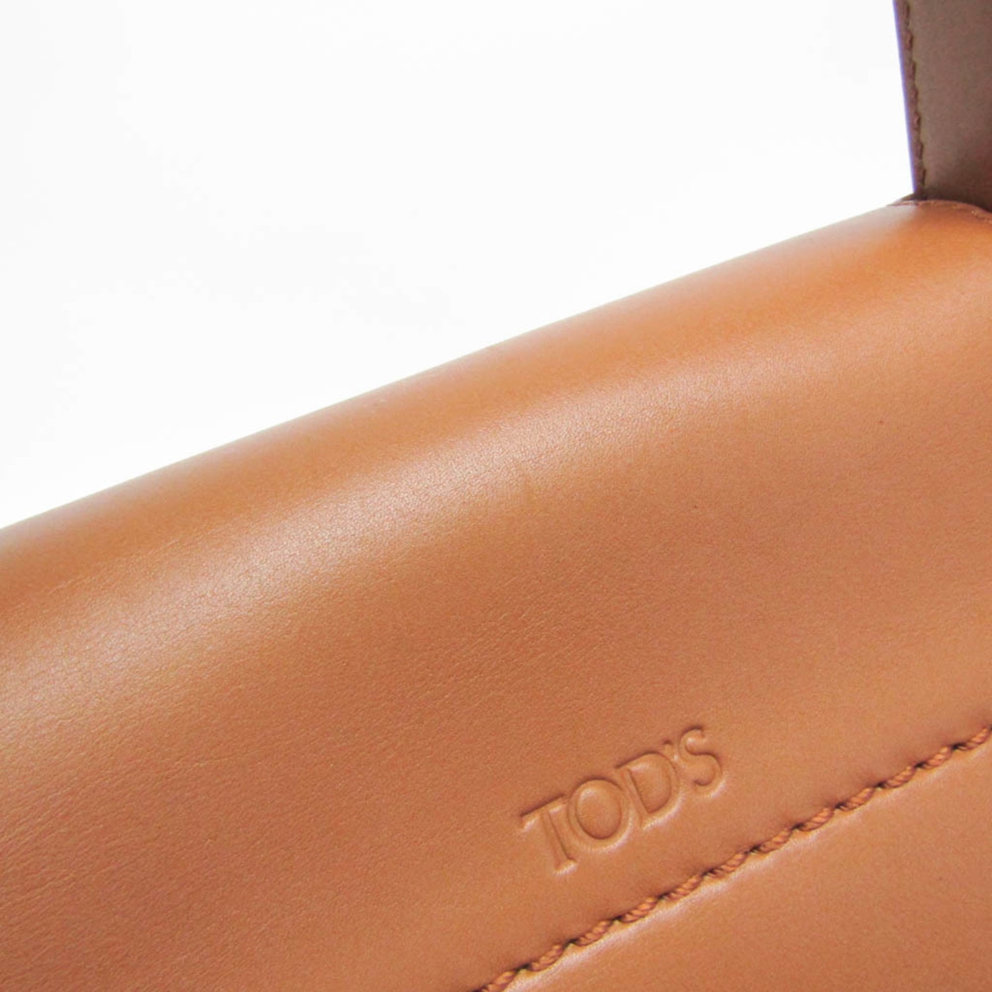 Tod's Wave Medium · Calfskin