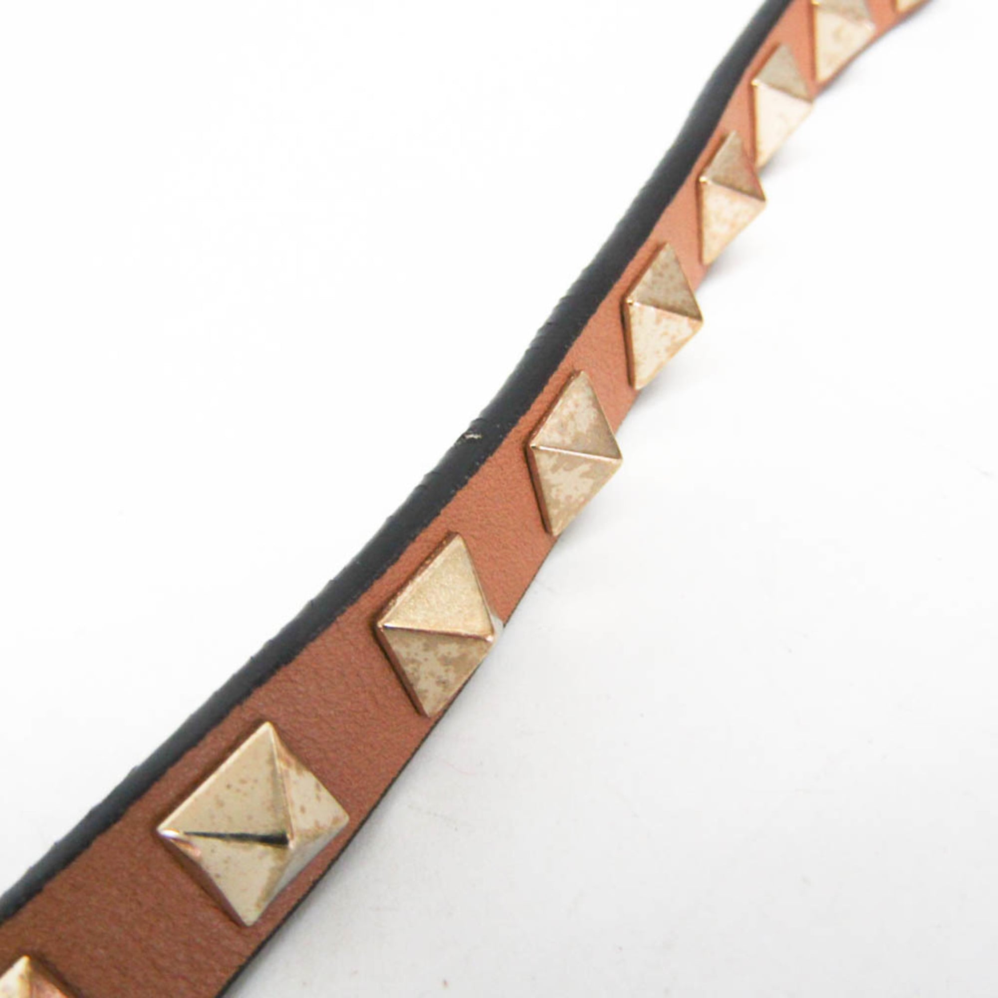 Valentino Garavani Lockstuds · Leather