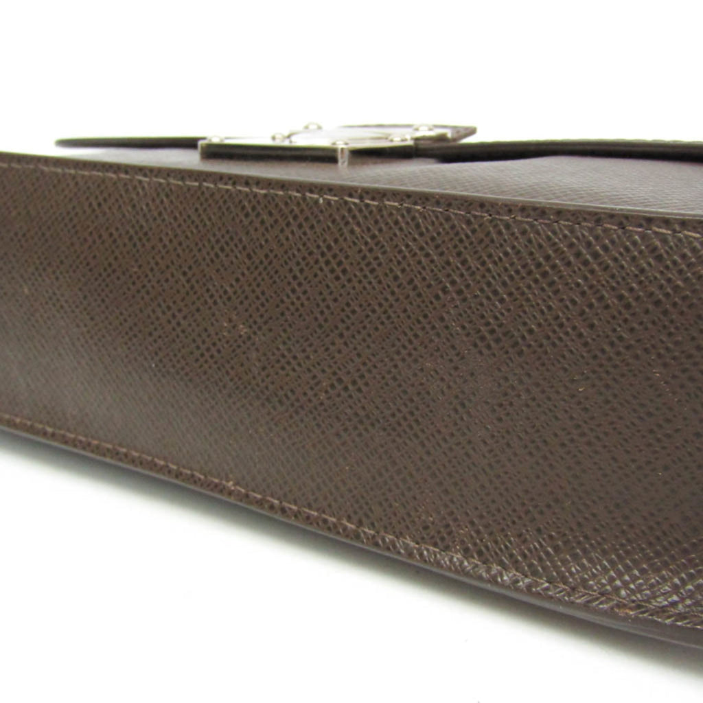 Louis Vuitton Veraia · Taiga Leather