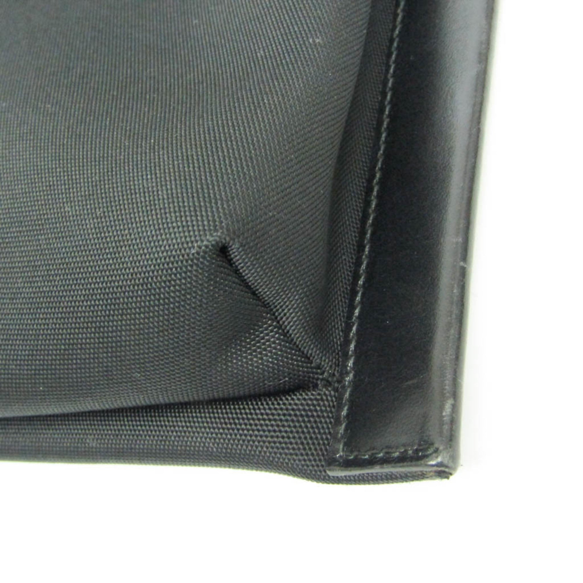 Gucci Nylon & Leather Shoulder Bag