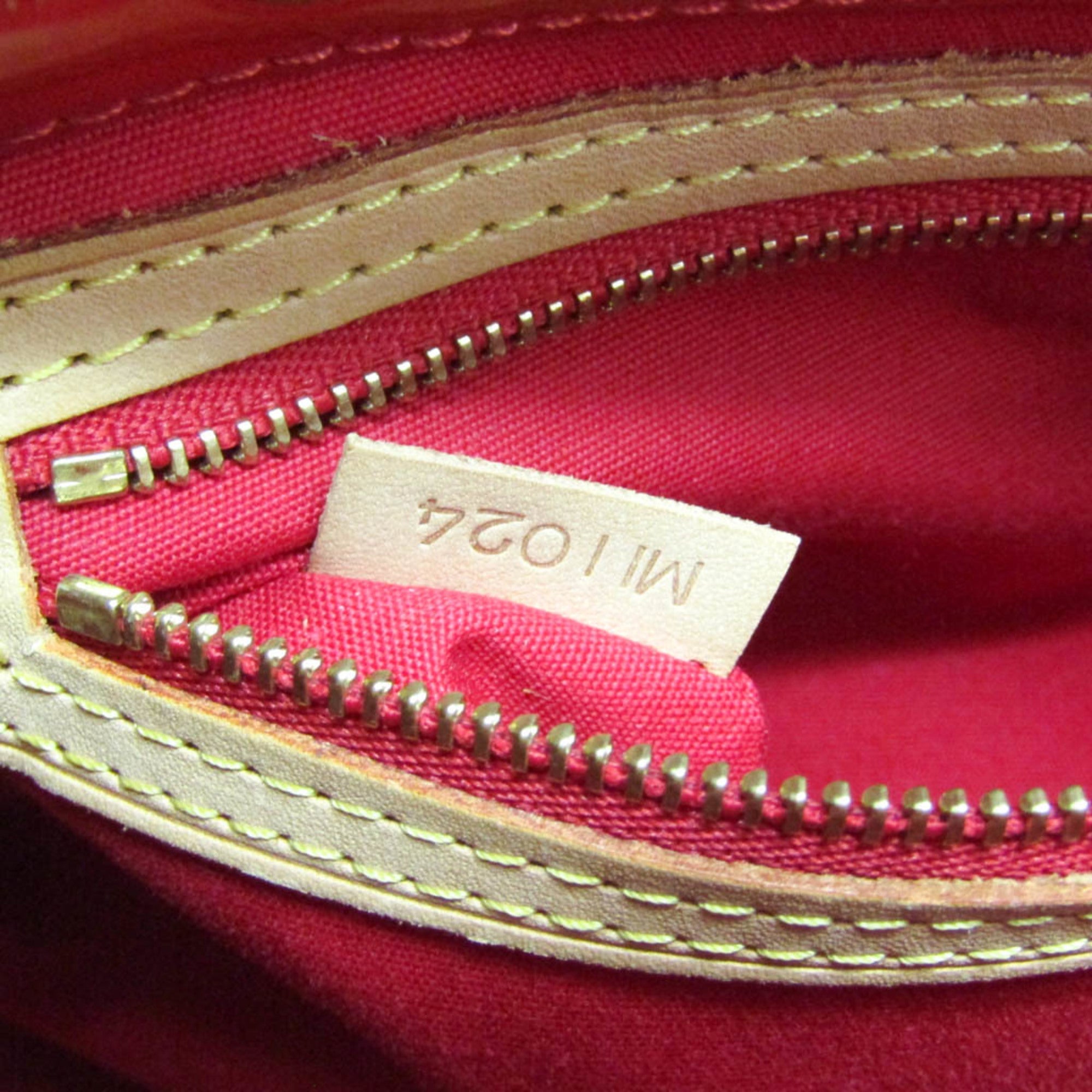 Louis Vuitton Vernis Reade PM · Rouge