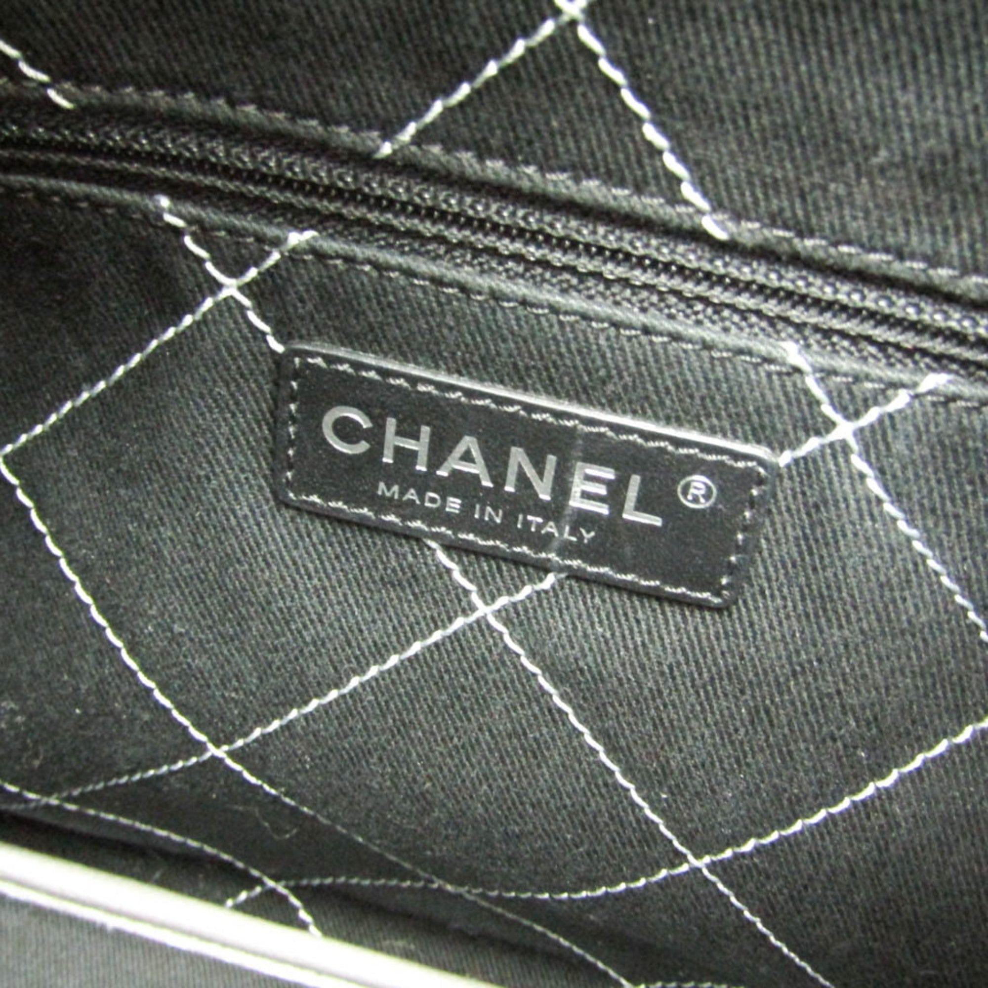 Chanel On the Road · Grained Calfskin