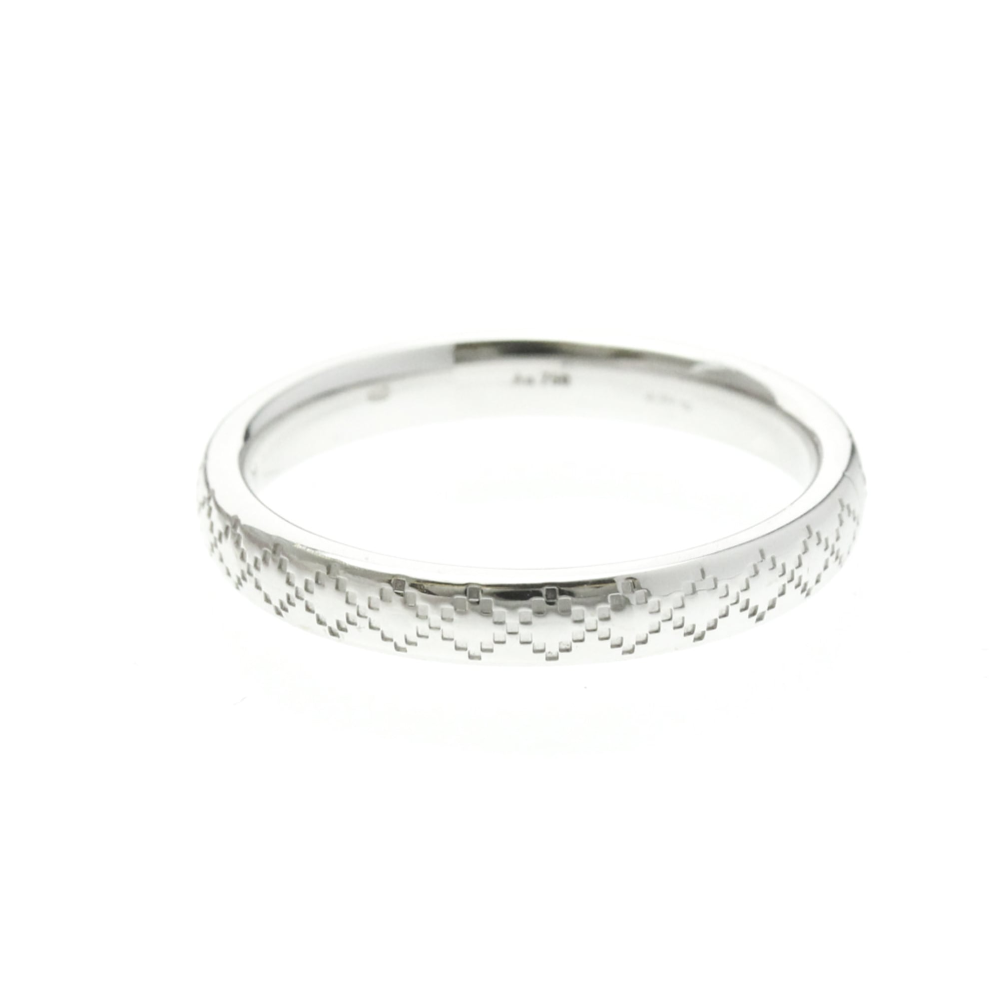 Gucci Diamantissima · 18K White Gold