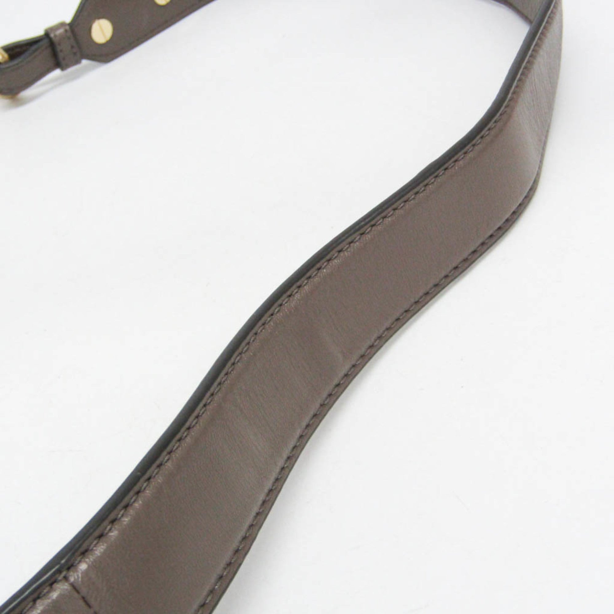 Marc Jacobs Quilted Softshot · Leather