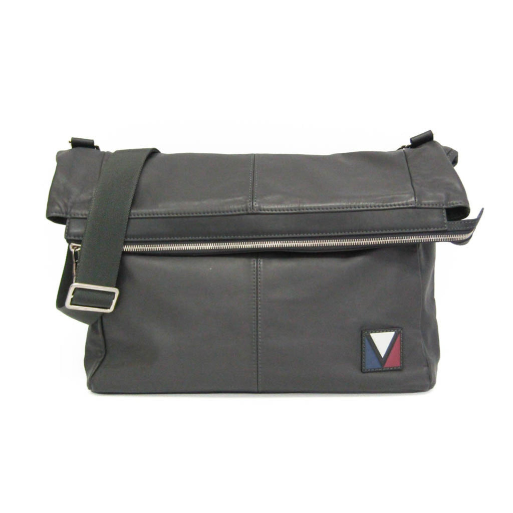 Louis Vuitton V-Line Gaston Move · Calf Leather