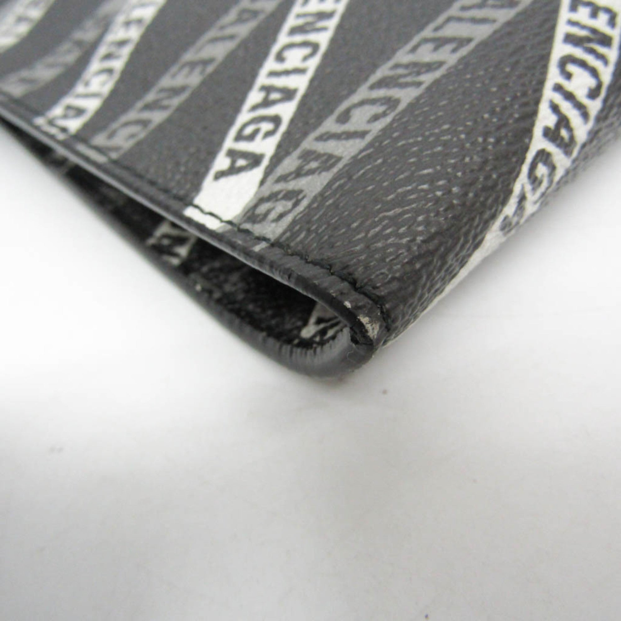 Balenciaga Logo Print · Leather Clutch