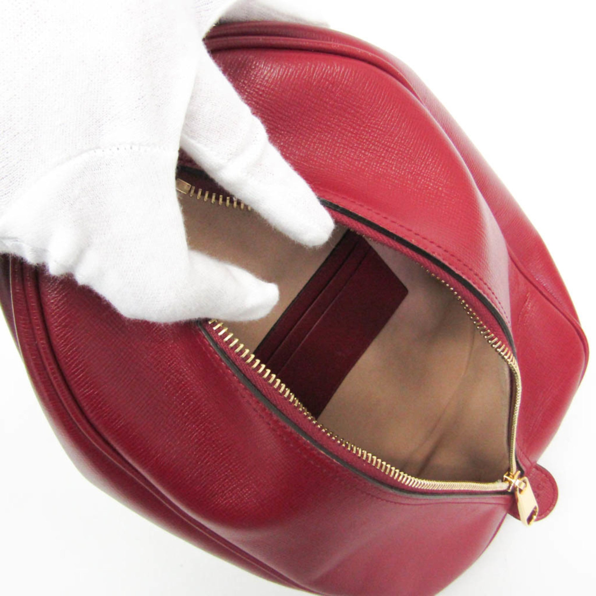 Gucci Interlocking G · Leather Clutch
