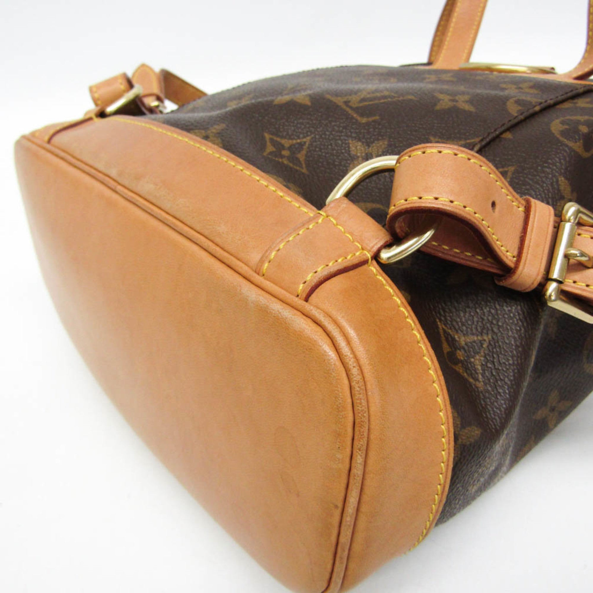Louis Vuitton Montsouris MM · Monogram