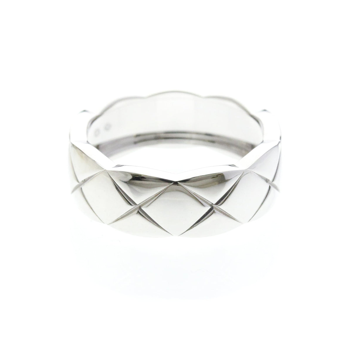 Chanel Coco Crush · 18K White Gold