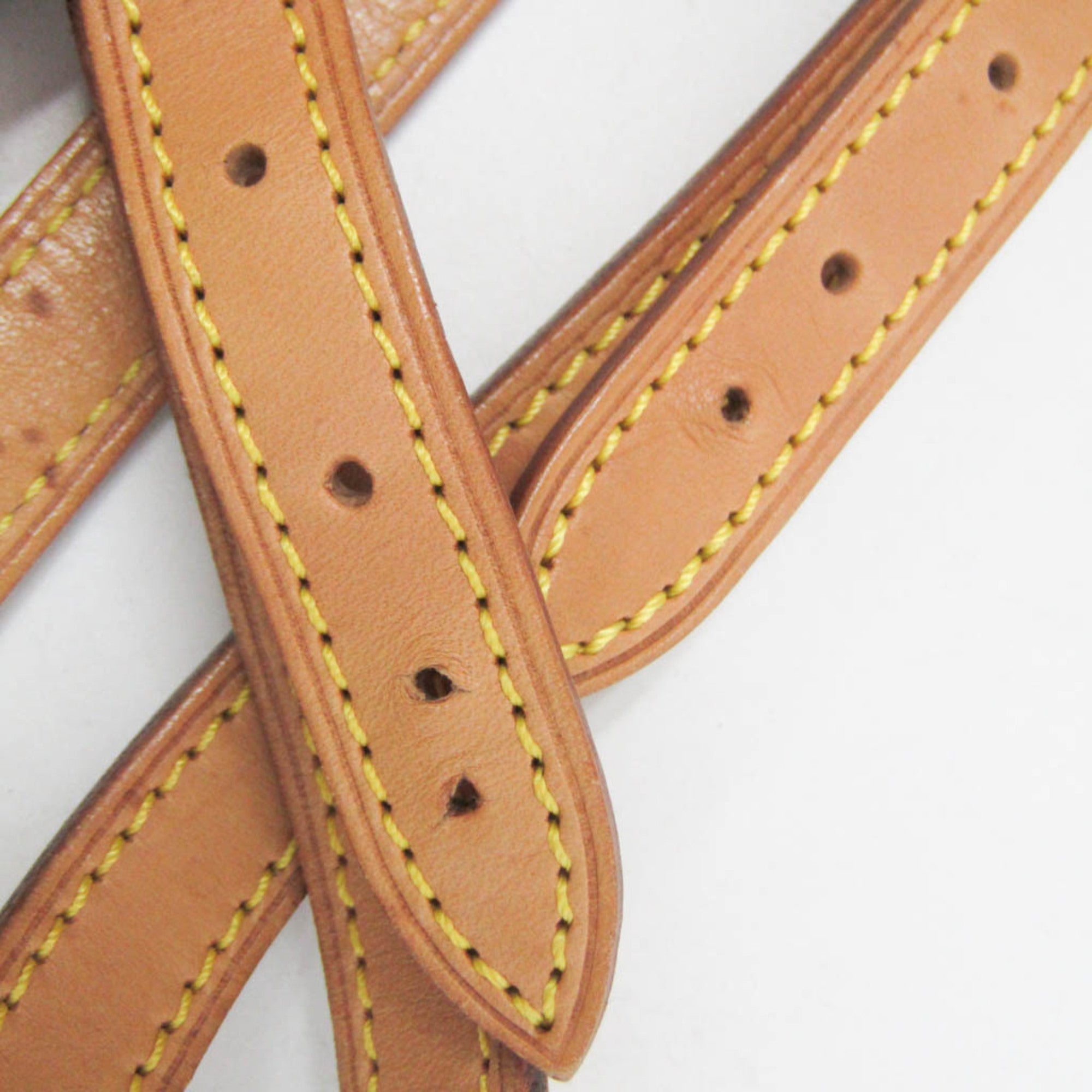Louis Vuitton Mini Montsouris · Monogram