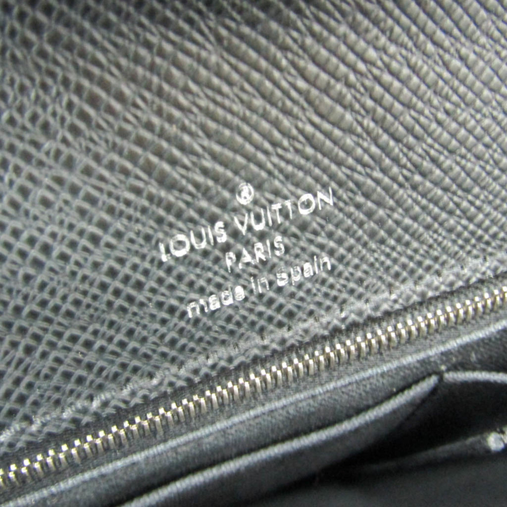 Louis Vuitton Taiga Veraiya · Ardoise