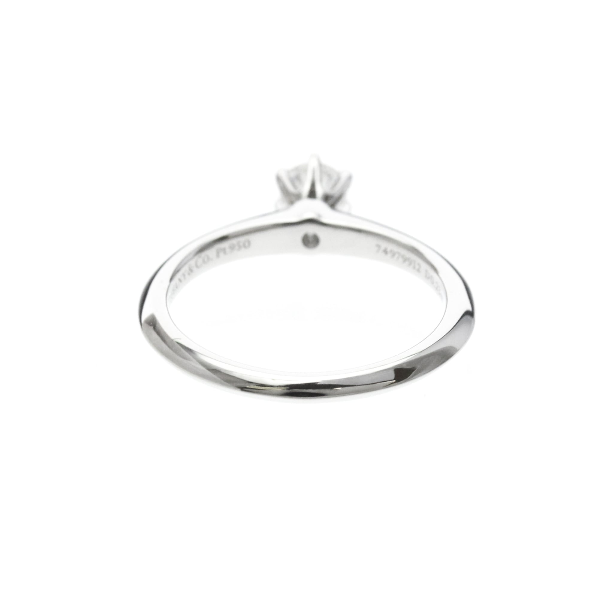 Tiffany Solitaire · Diamond · Platinum