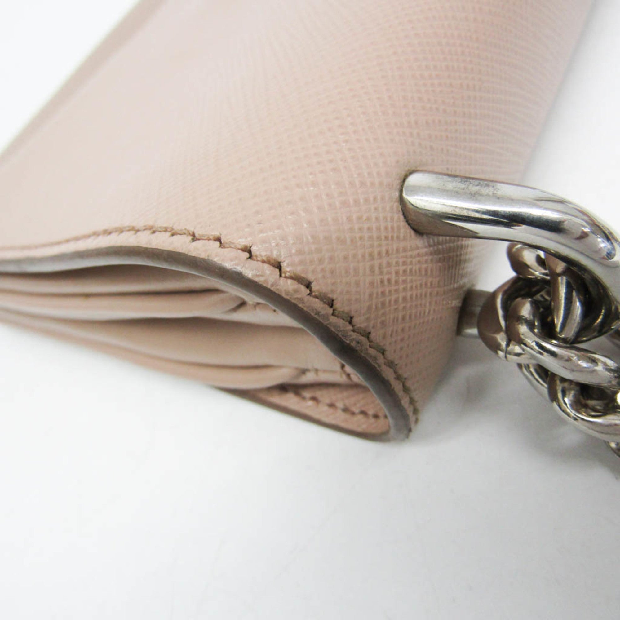 Prada Saffiano · Chain Shoulder