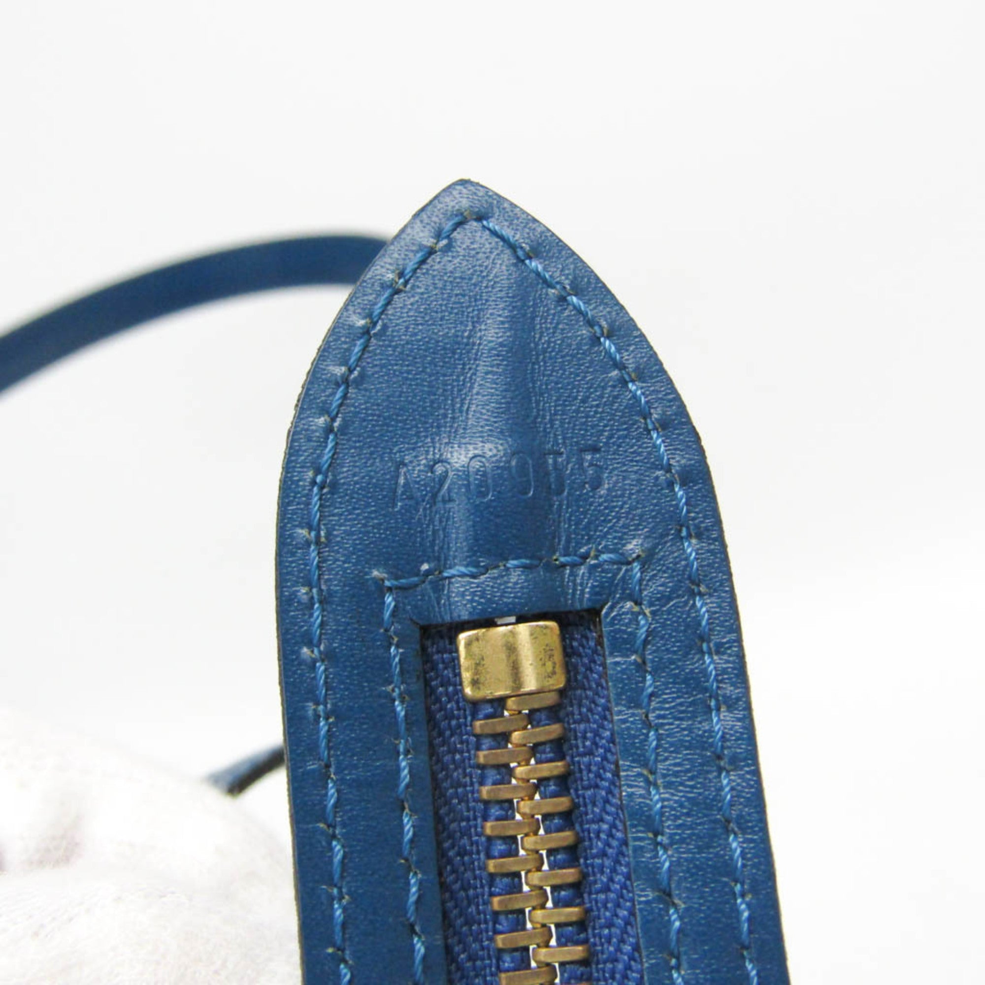 Louis Vuitton Epi Saint-Jacques · Toledo