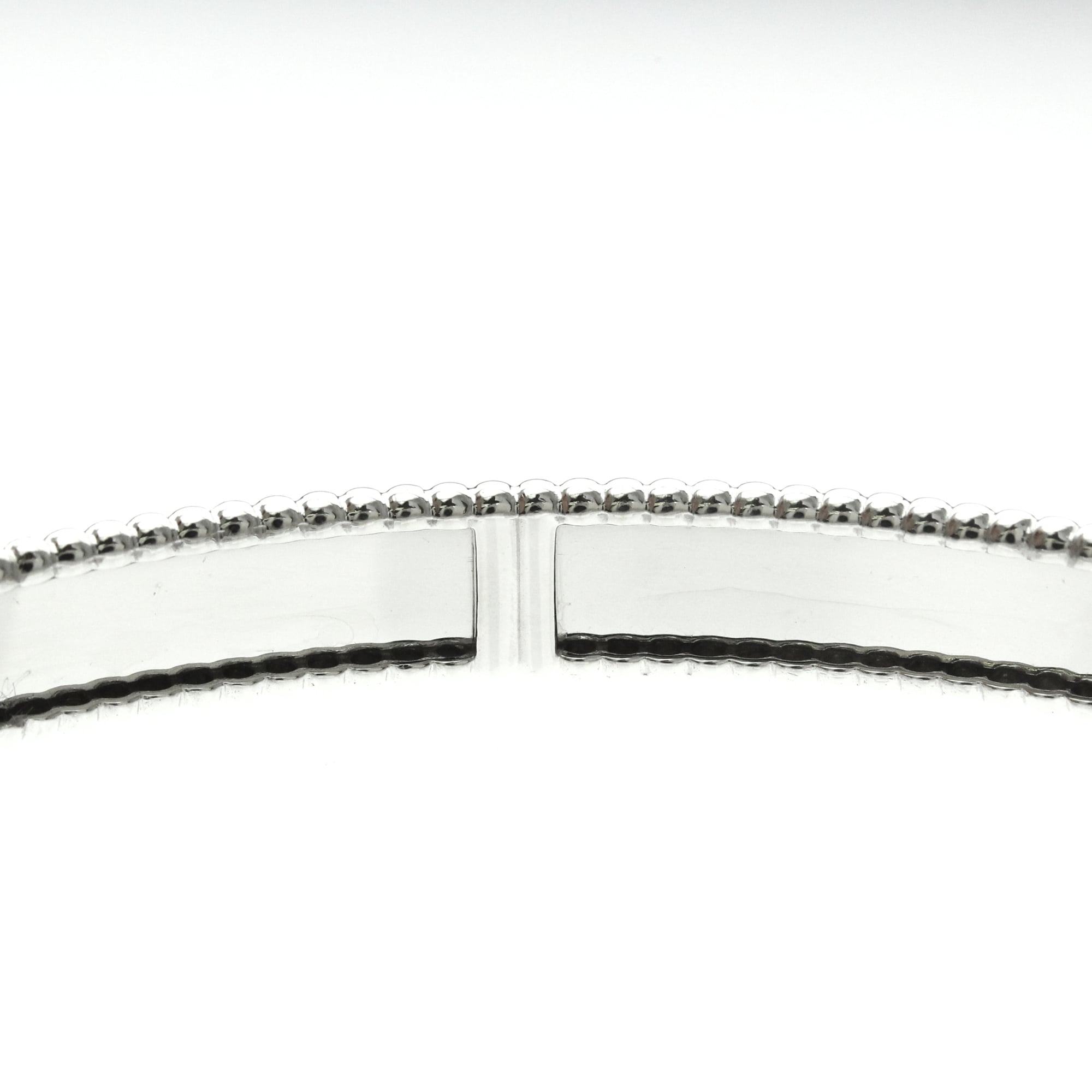 Van Cleef & Arpels Perle Signature · 18K