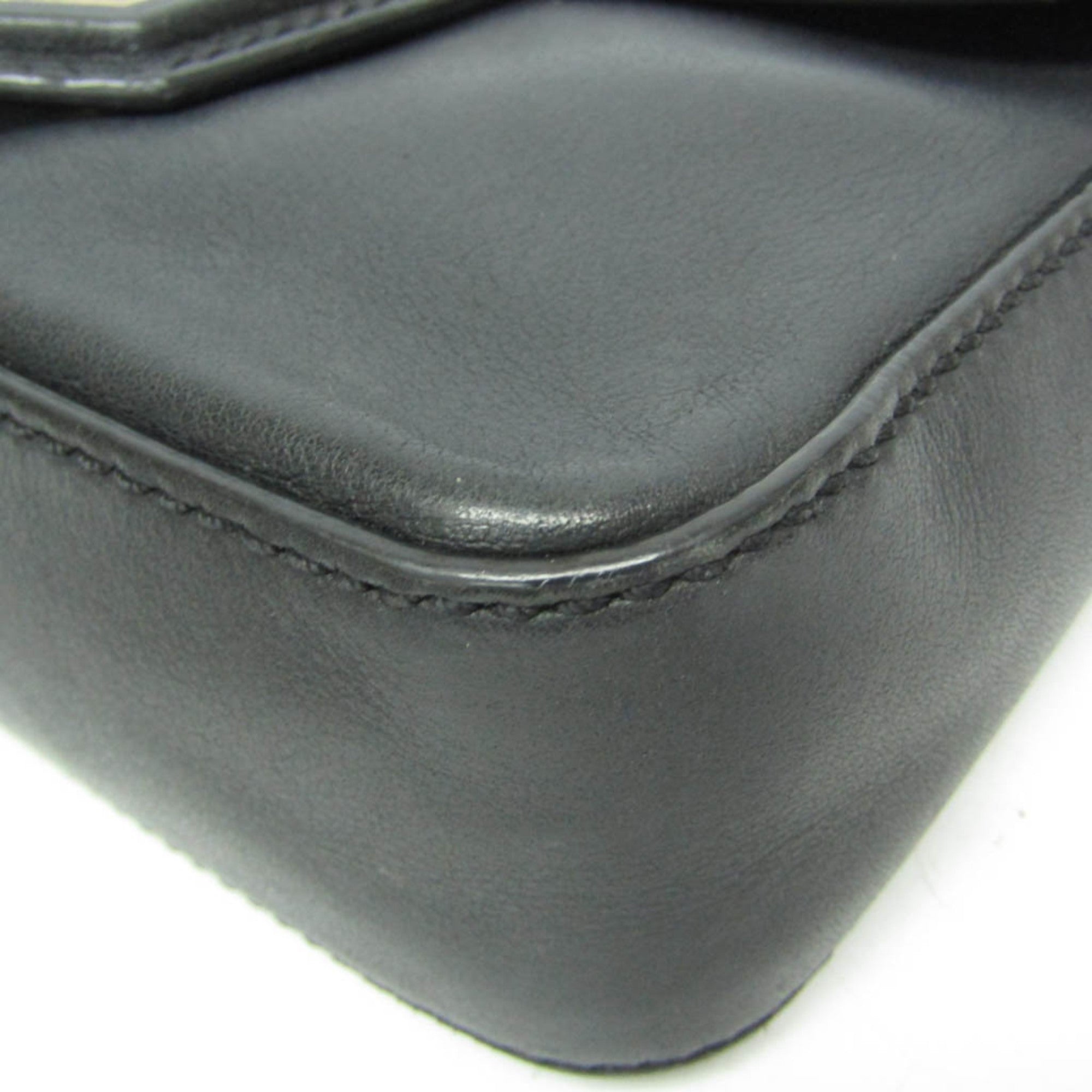 Givenchy Nobile · Leather Shoulder Bag