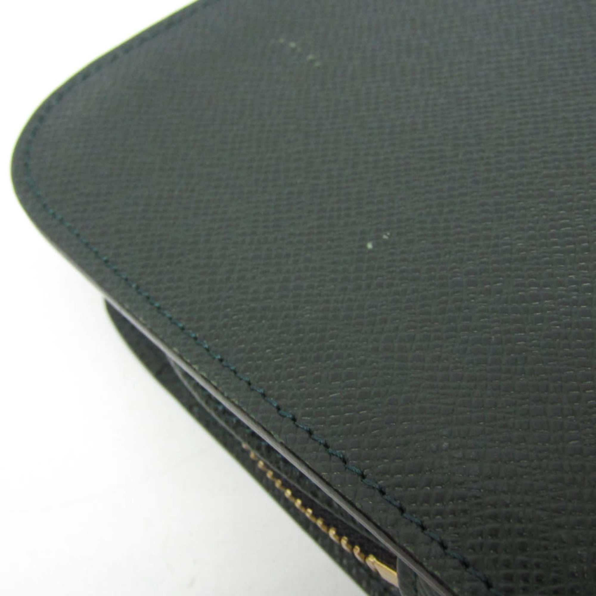 Louis Vuitton Taiga Baikal · Episea