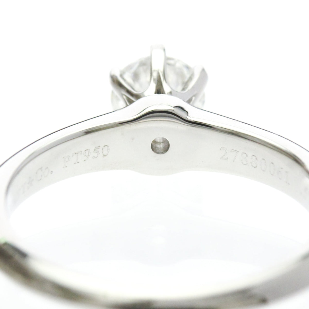 Tiffany Solitaire · Platinum · Diamond