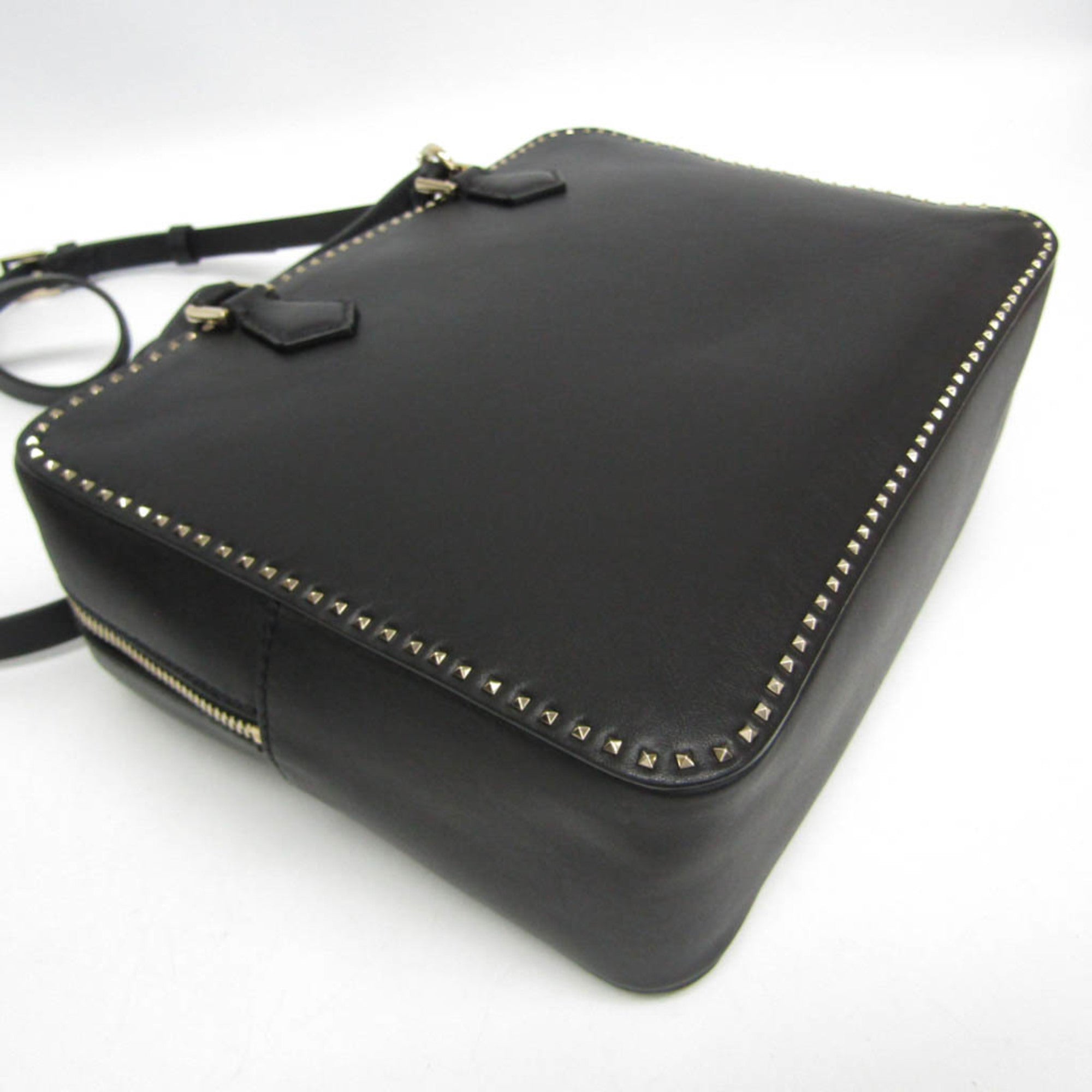 Valentino Garavani Lockstuds · Leather