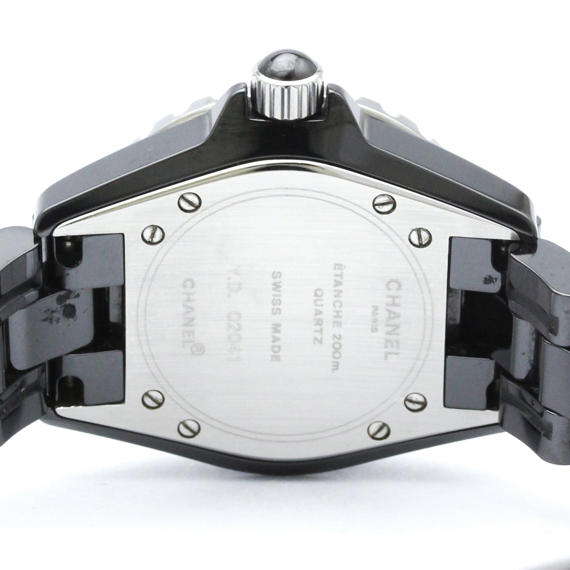 Chanel J12 · Ceramic · Quartz