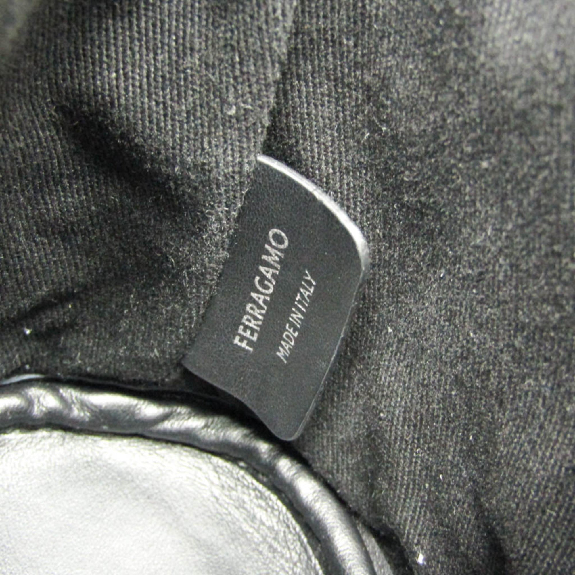 Salvatore Ferragamo Logo Pouch · Leather
