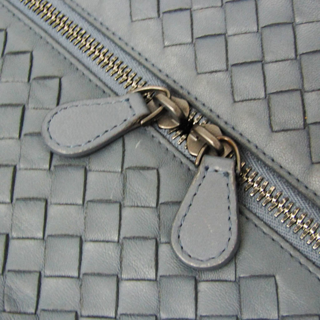 Bottega Veneta Intrecciato · Boston Bag