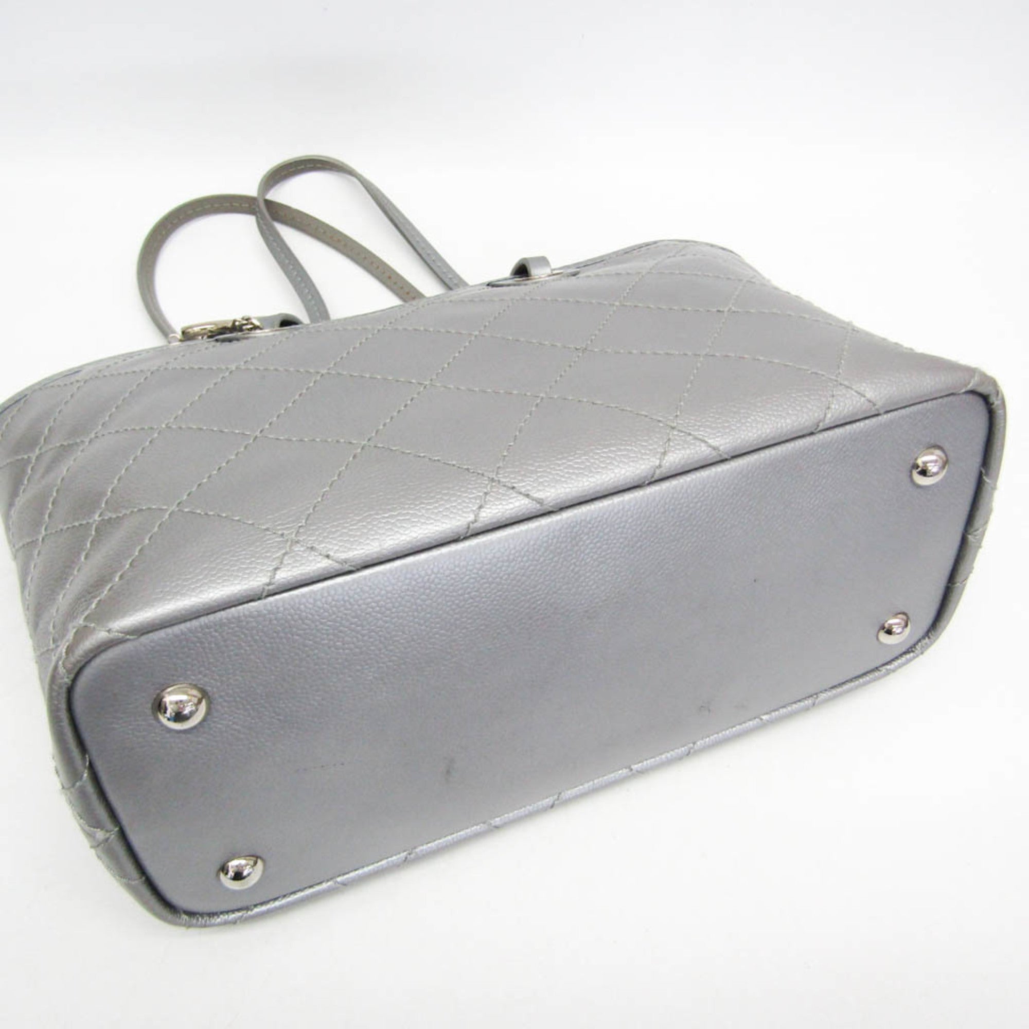 Chanel On the Road · Grained Calfskin