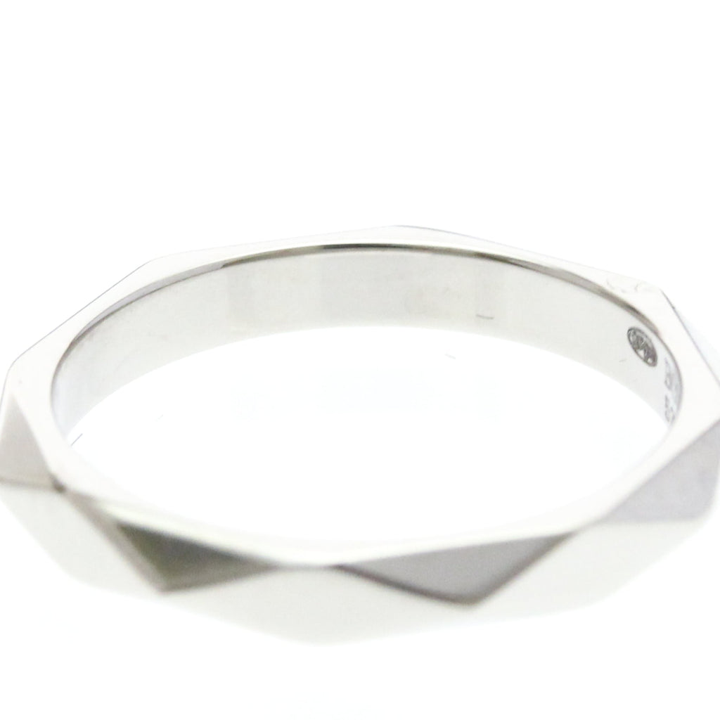 Boucheron Faceted · Platinum