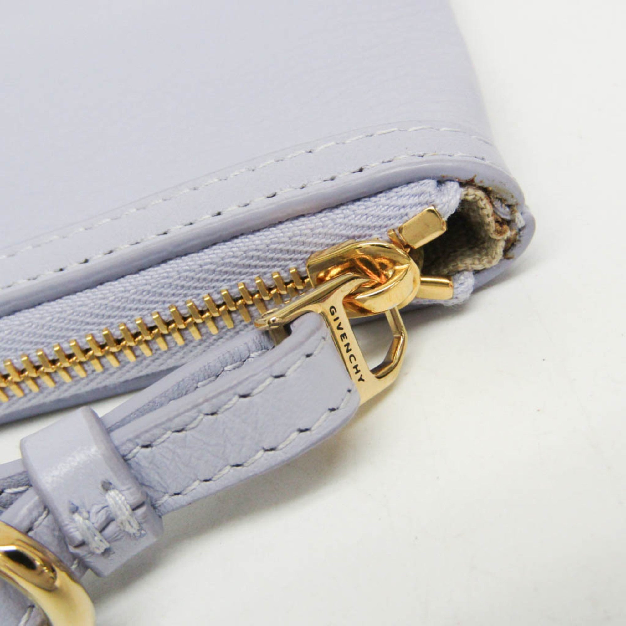 Givenchy Voyou · Zip Pouch · Leather
