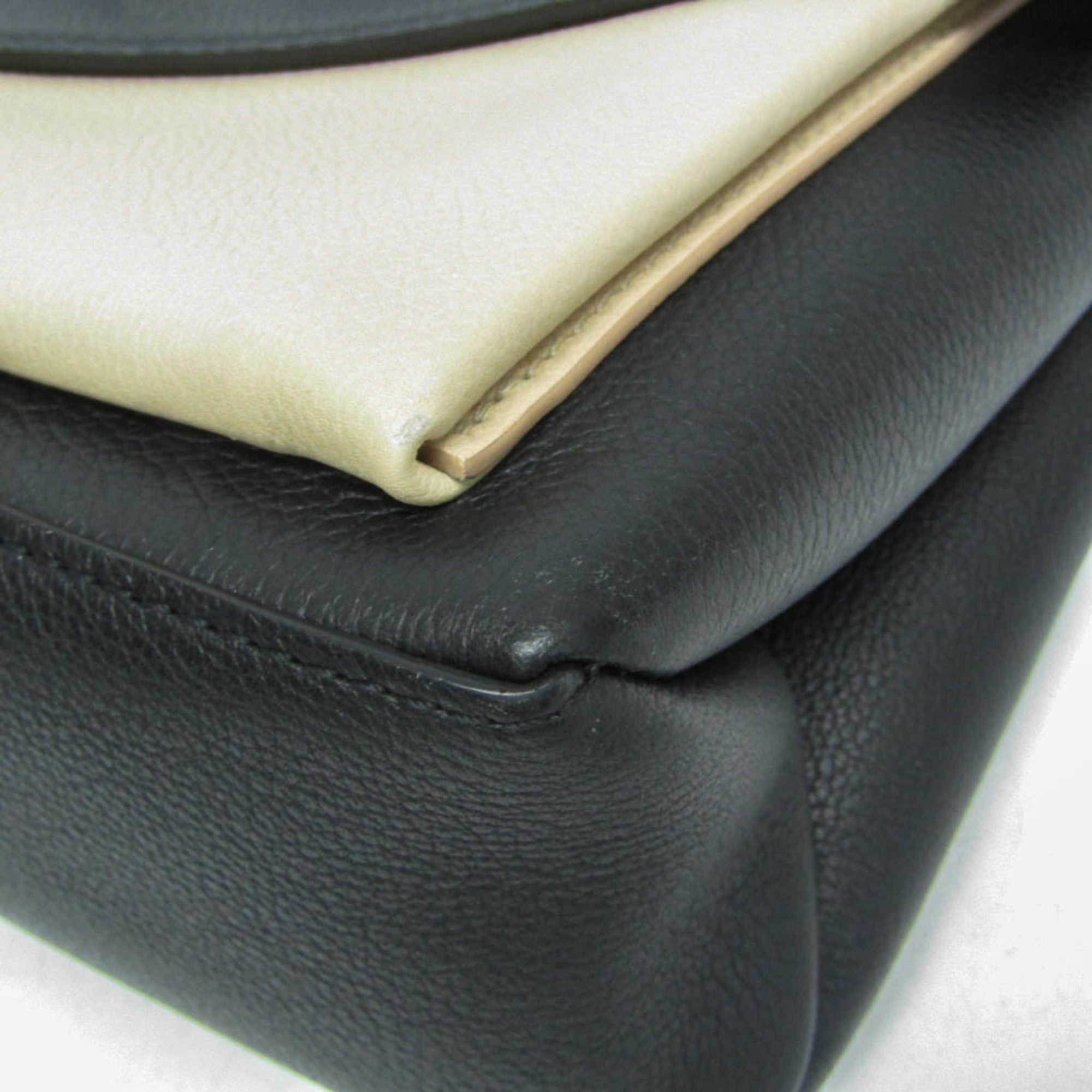 Louis Vuitton My Rock Me · Bicolor Leather