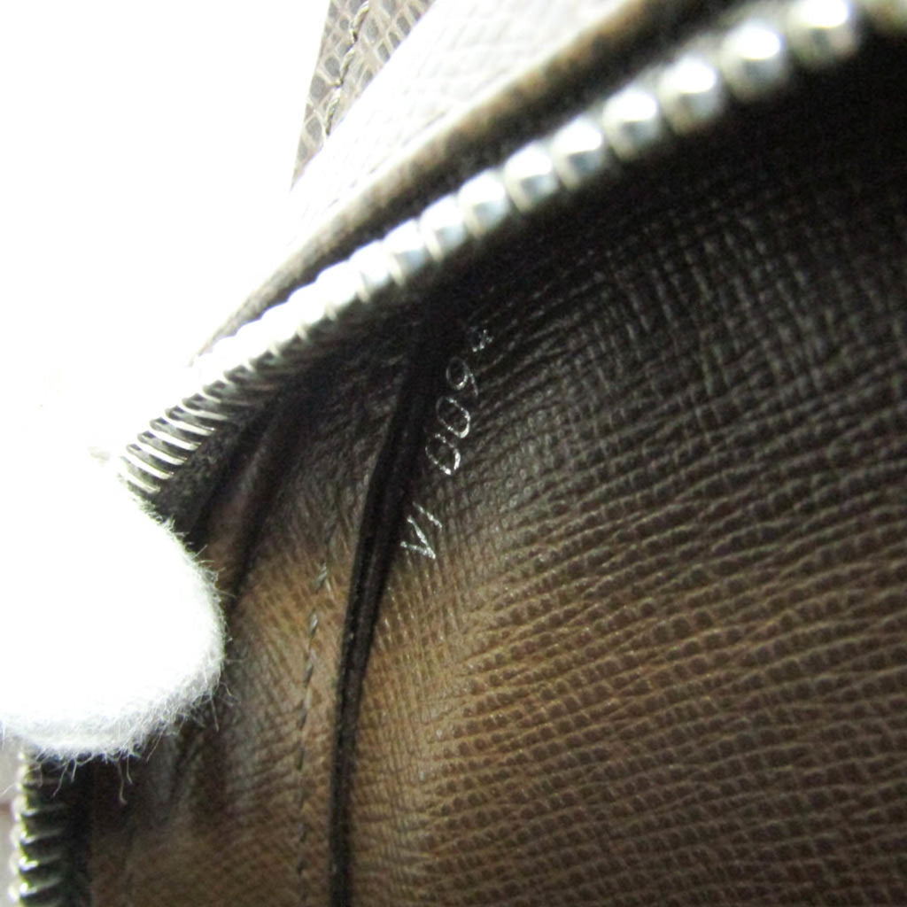 Louis Vuitton Baikal · Taiga Leather