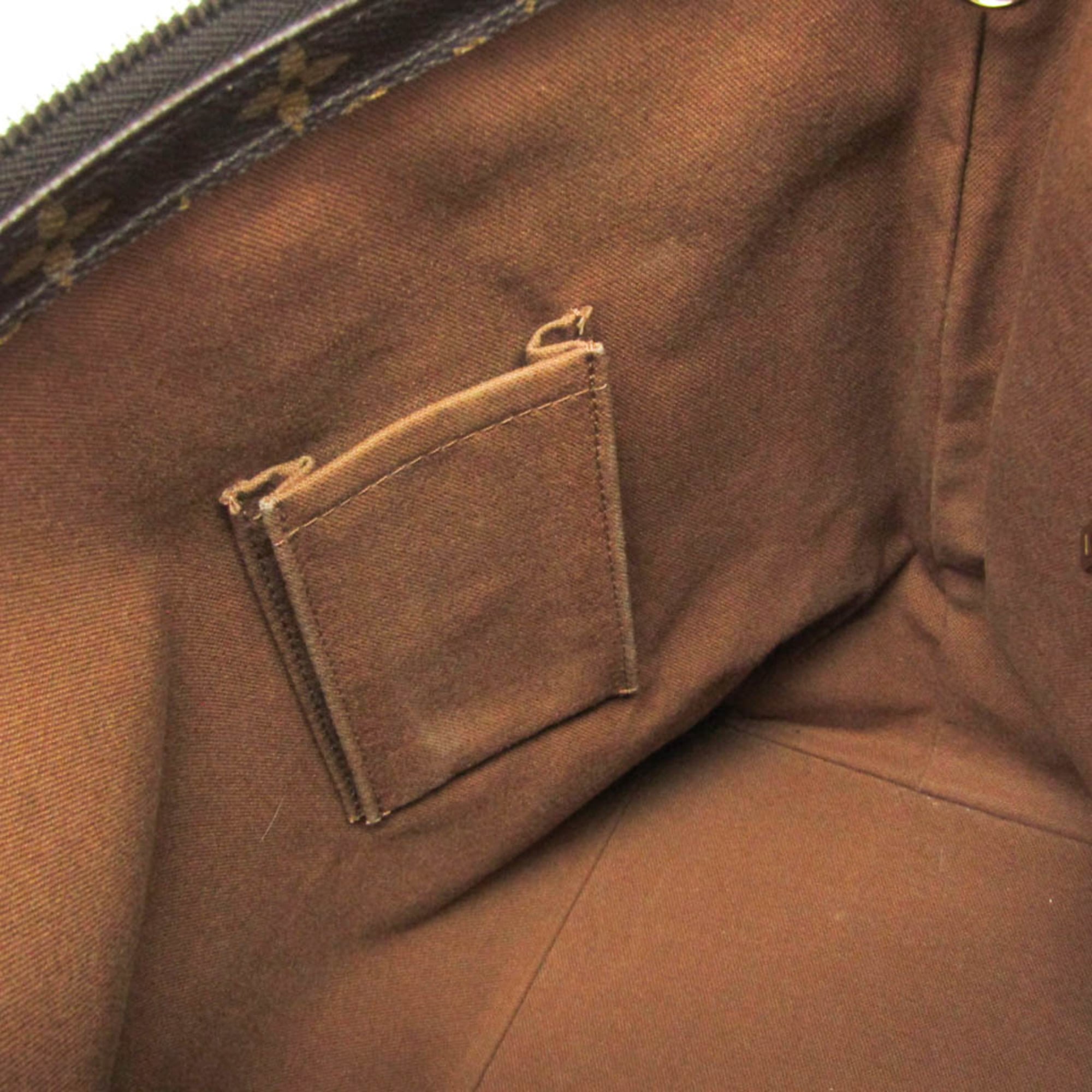 Louis Vuitton Kabamezo · Monogram