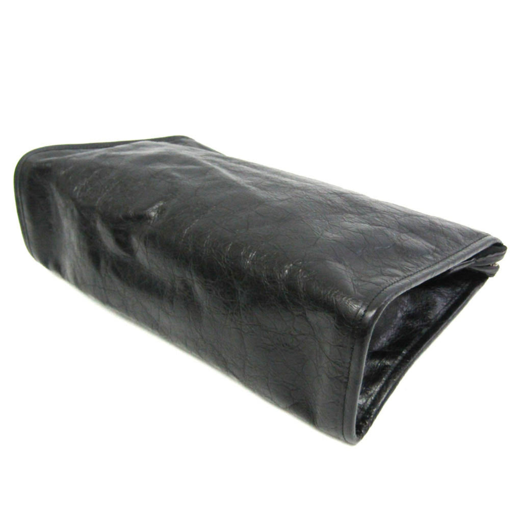 Gucci Interlocking · Leather Clutch
