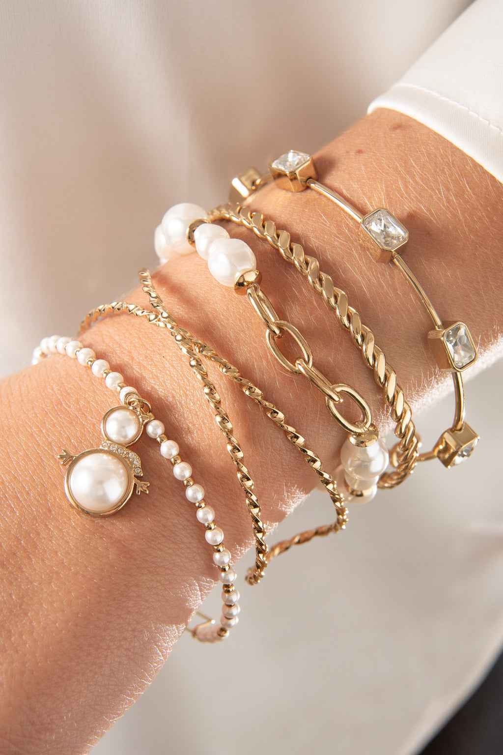 Twisted Crystal Cuff