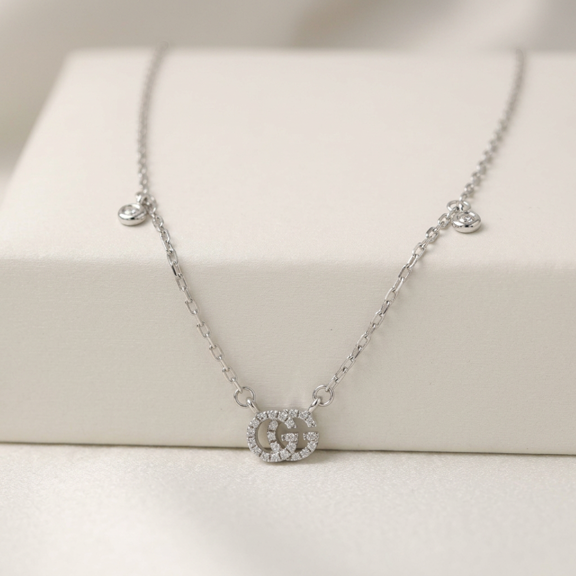 Gucci GG Running · 18K White Gold · Diamond